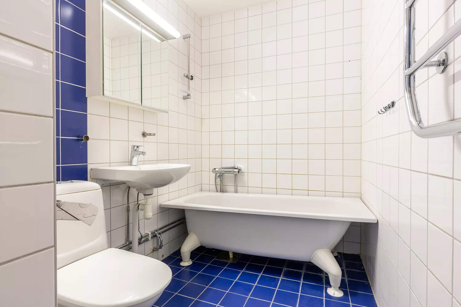 Von Lingens väg 4-5