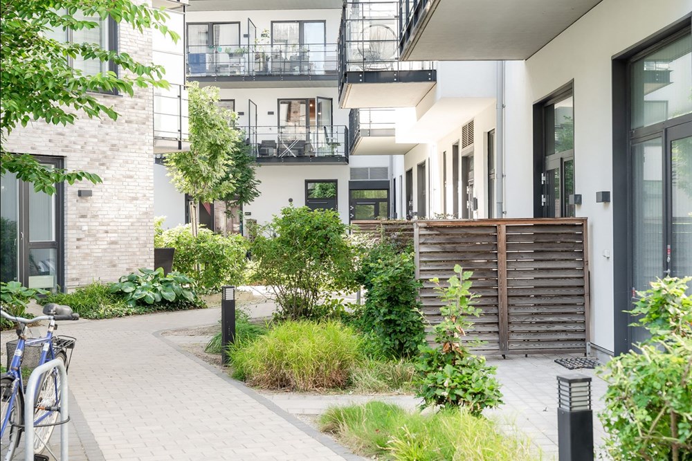 761367-420-1_049-2-2