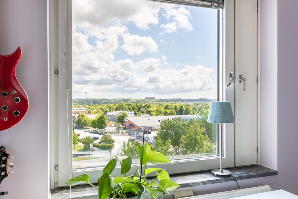 Karolingatan 12-16